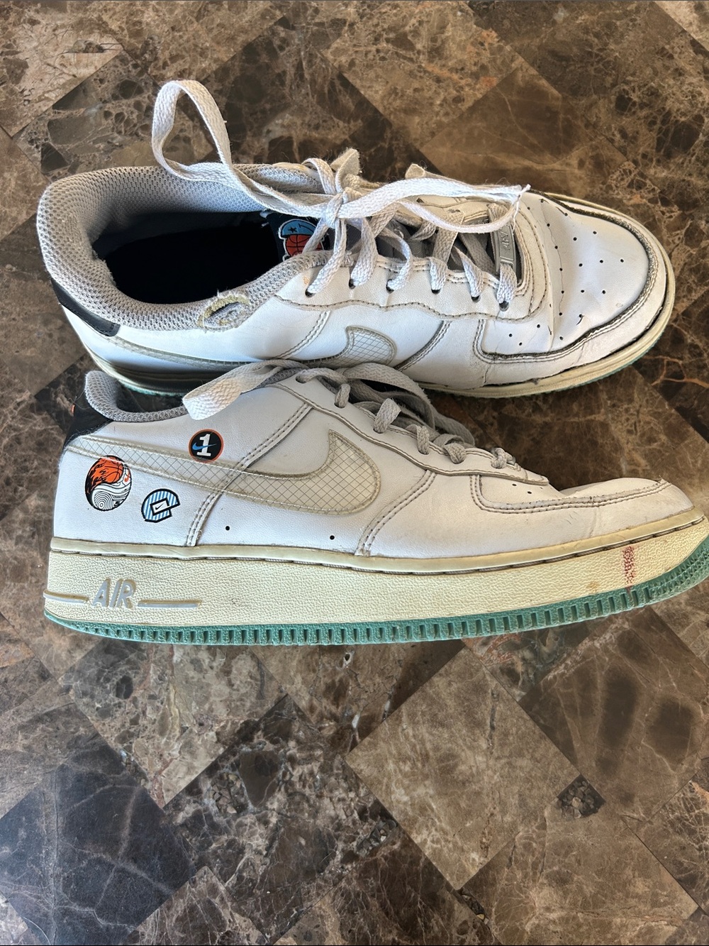 Nike Kids Air Force 1 Happy Hoops White Sneakers size 6.5